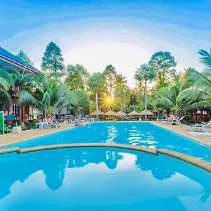 *** Resort Peaceful , Long - Tailandia