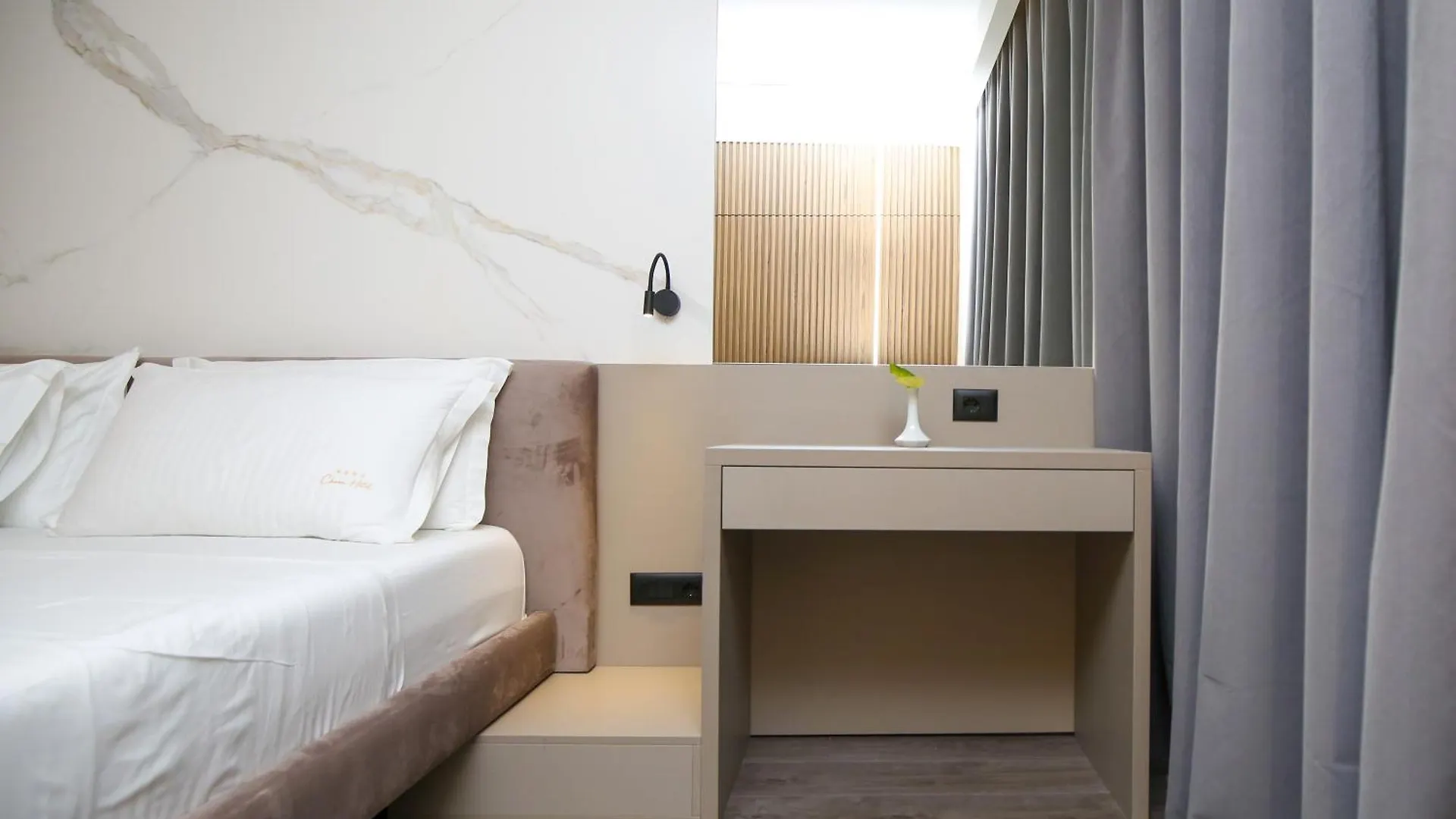 Charm Hotel Vlore