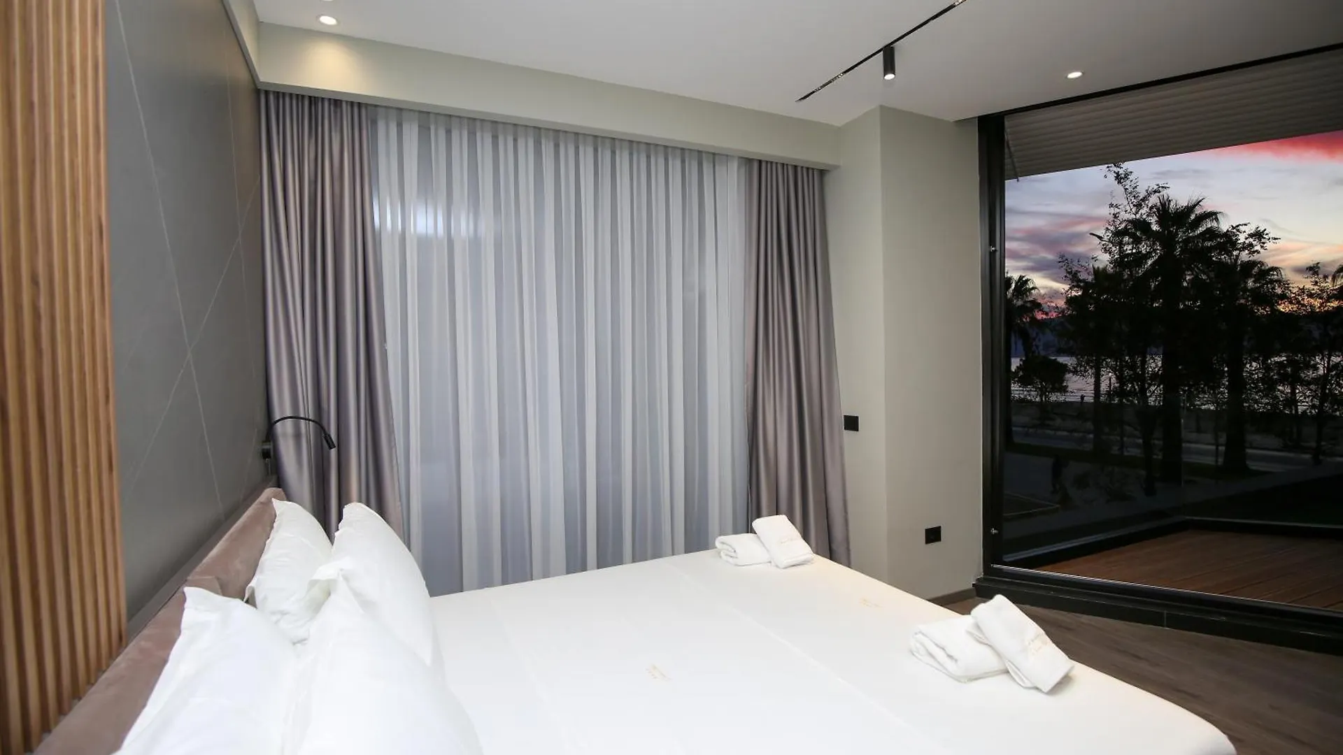 Charm Hotel Vlore Albania