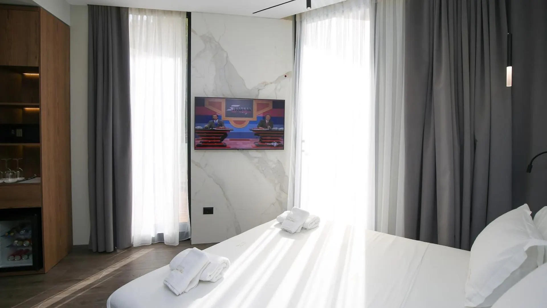 ****  Charm Hotel Vlore Albania