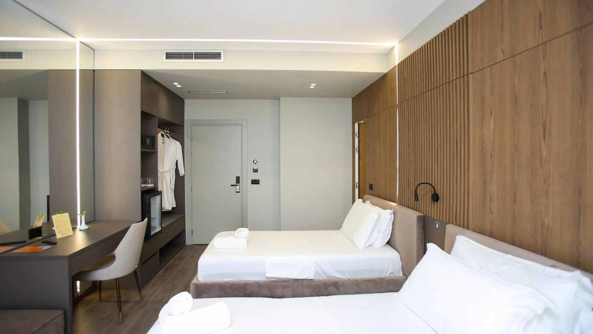Charm Hotel Vlore Albania